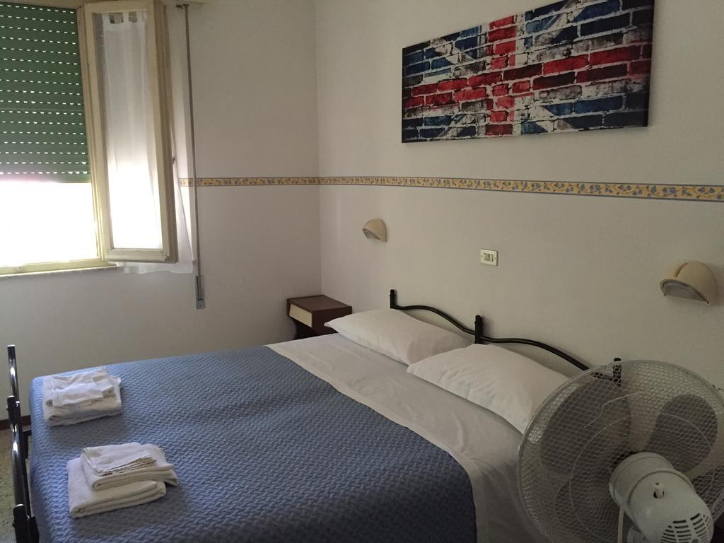 Hotel Zaghini Rimini Kamer foto