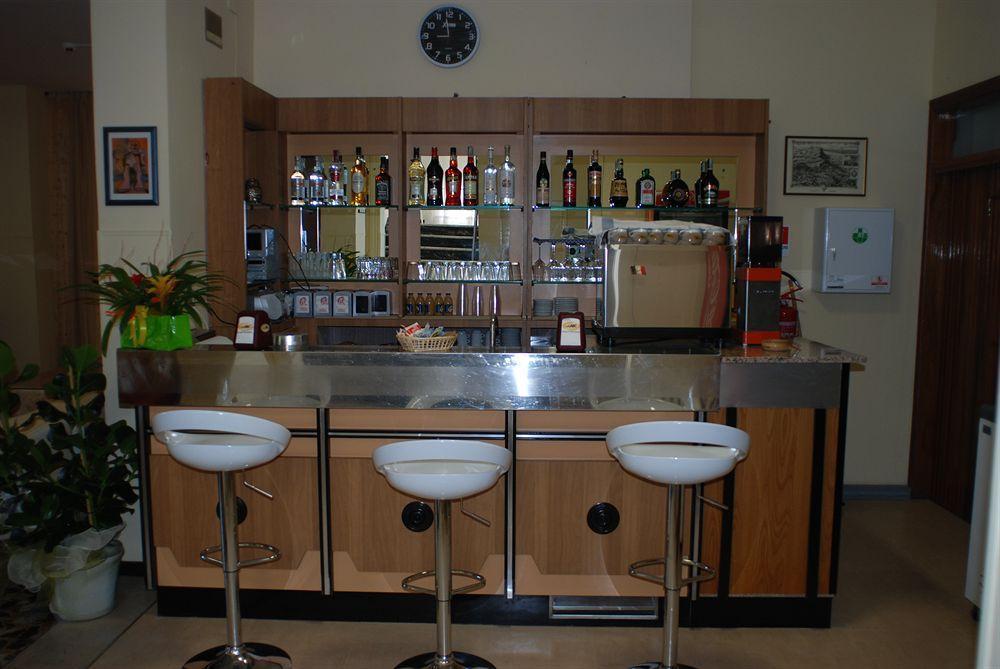 Hotel Zaghini Rimini Buitenkant foto