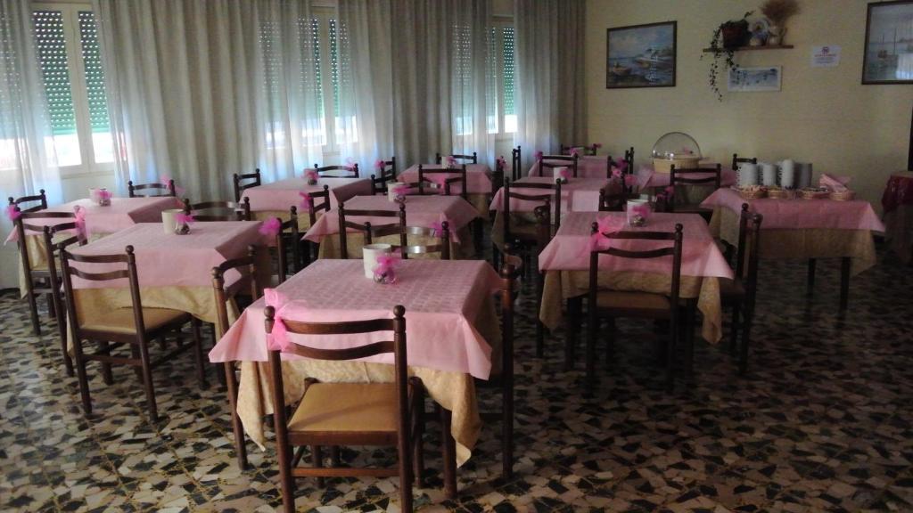 Hotel Zaghini Rimini Buitenkant foto