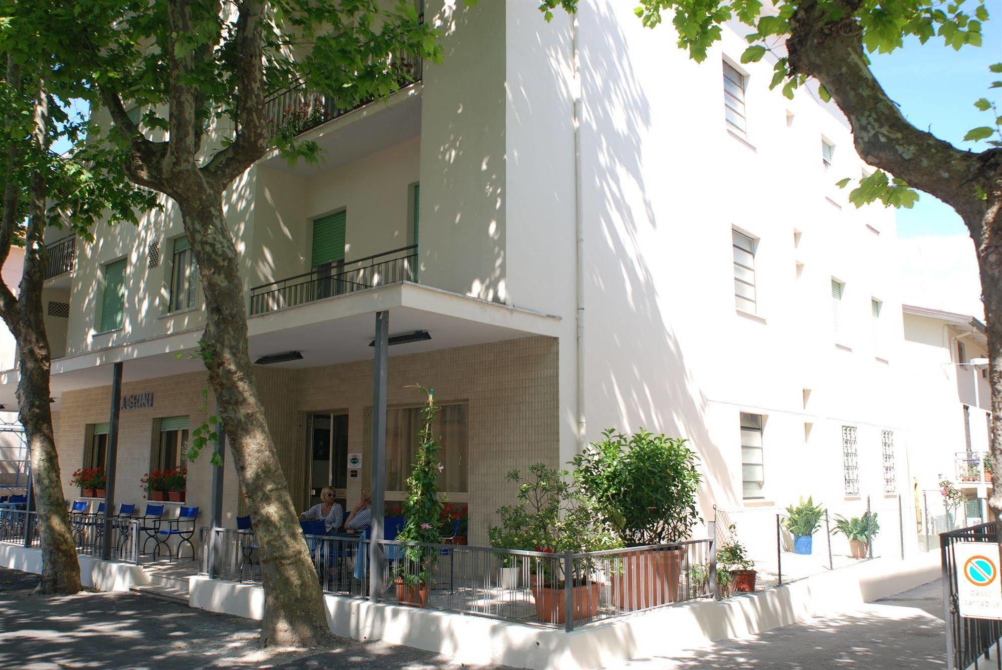 Hotel Zaghini Rimini Buitenkant foto