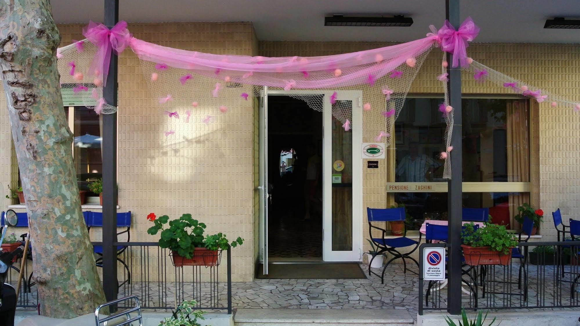 Hotel Zaghini Rimini Buitenkant foto