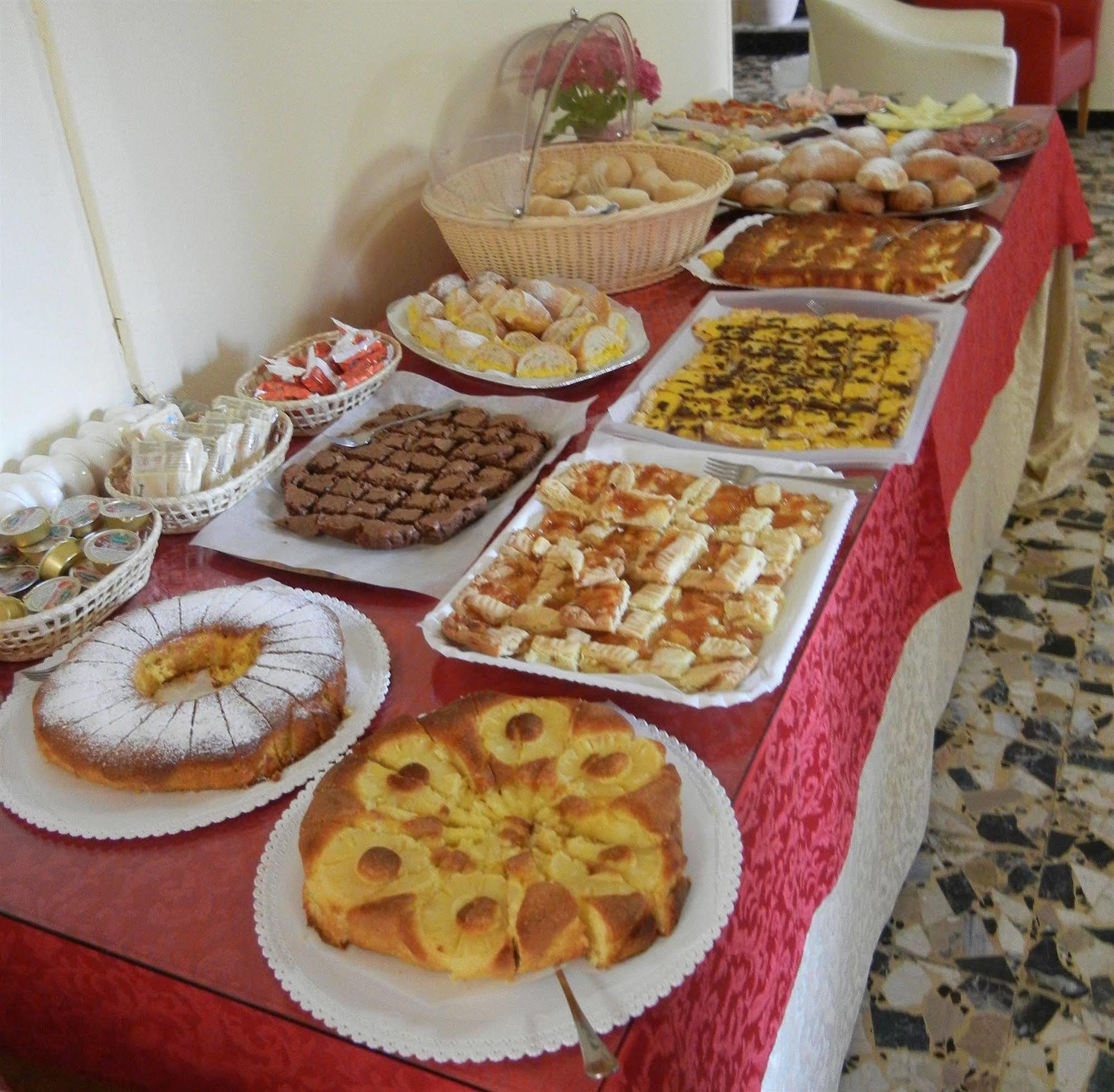 Hotel Zaghini Rimini Buitenkant foto
