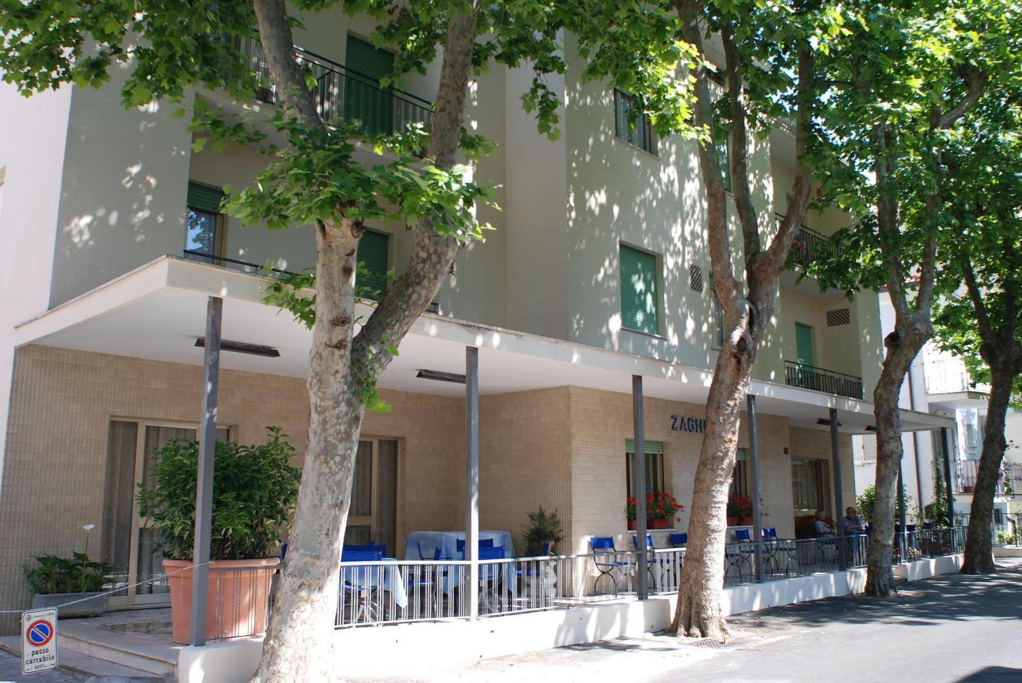 Hotel Zaghini Rimini Buitenkant foto